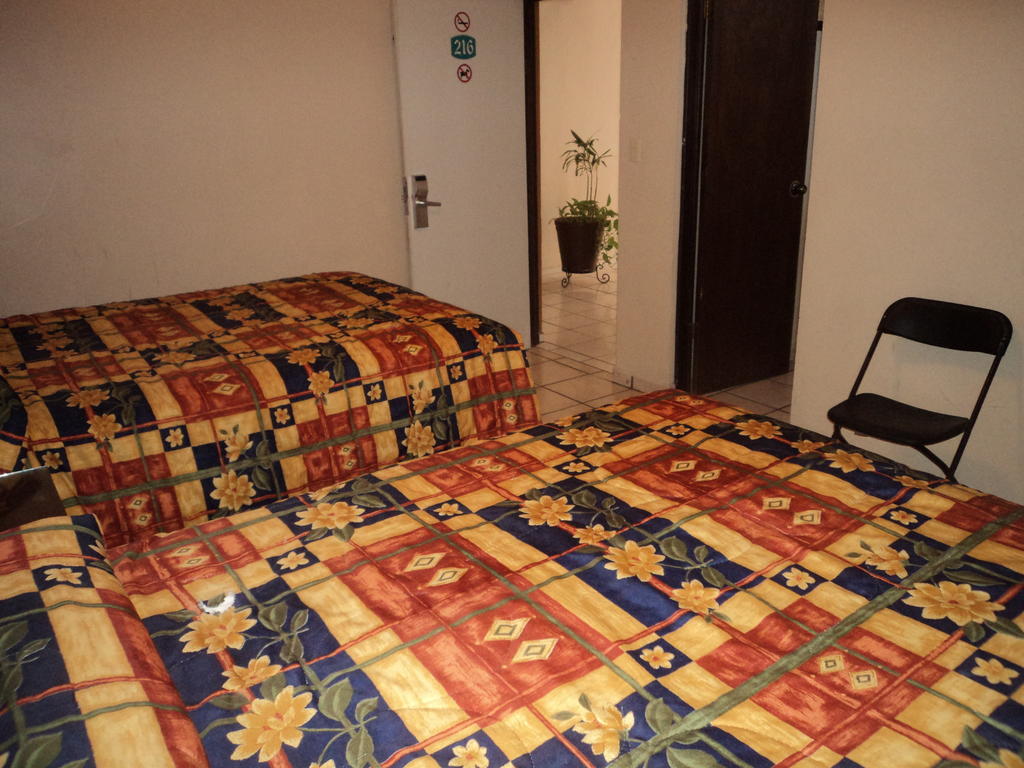Hotel California Navojoa Exteriör bild