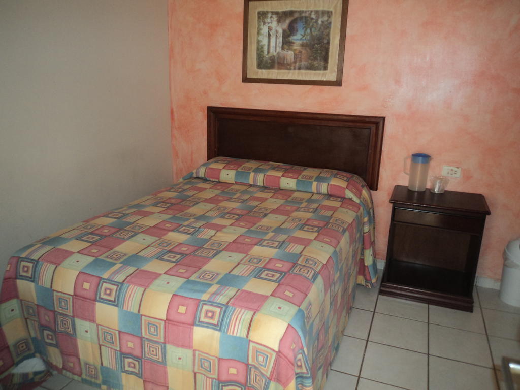 Hotel California Navojoa Rum bild